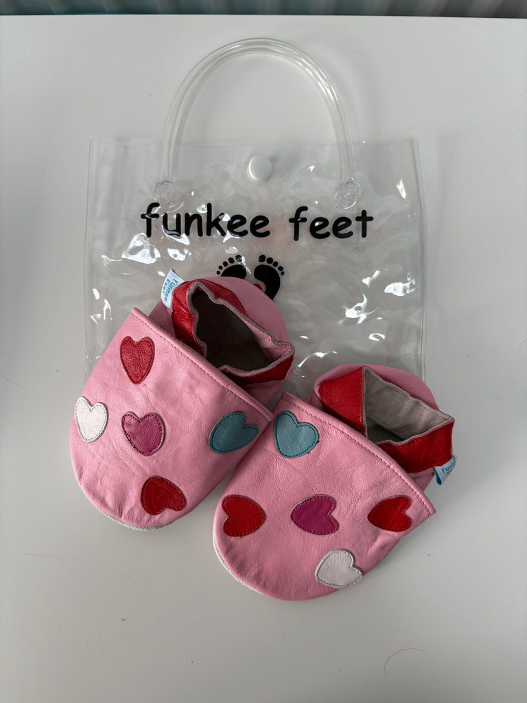 Leather Baby Shoes - Pink Hearts - Large 12-18m - Tutti Frutti Clothing